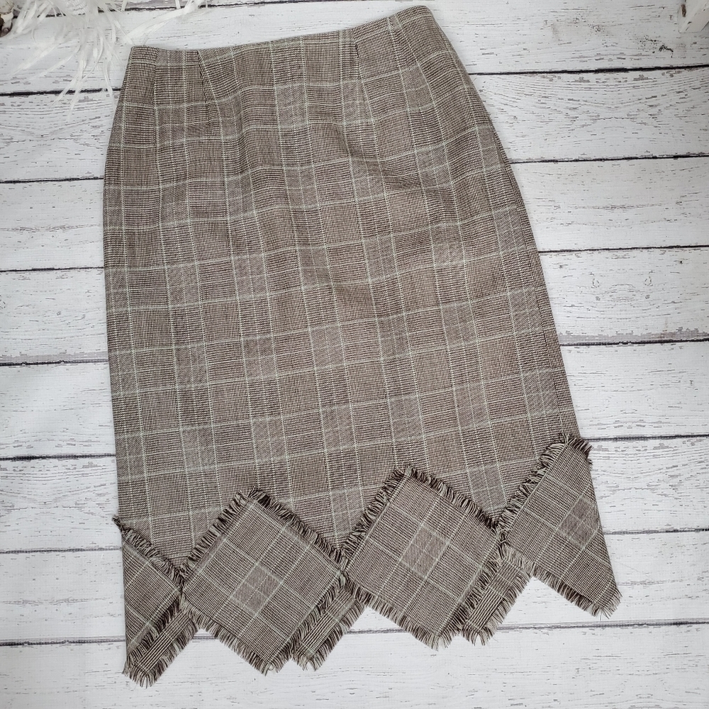 Collection Harve Benard 98% Wool Brown Plaid Skirt